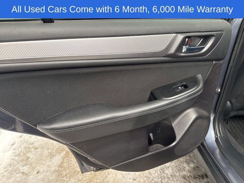 Used 2017 Subaru Outback 2.5i Premium image 32