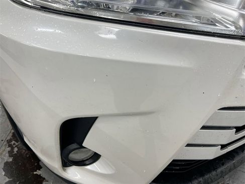 Used 2019 Toyota Highlander XLE image 30