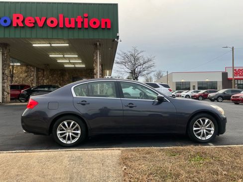 Used 2009 INFINITI G37 Journey w/ Premium Pkg image 8