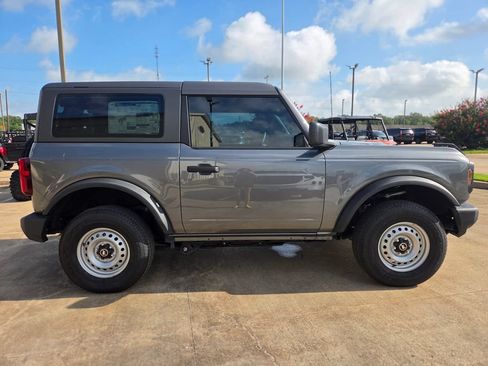 New 2026 Ford Bronco 2-Door AWD/4WD image 4