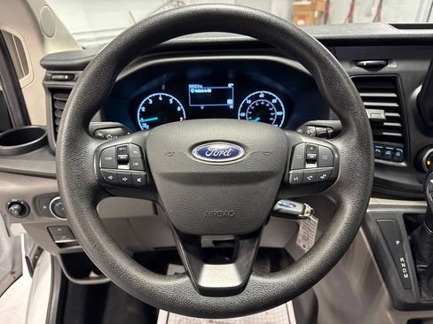 Used 2021 Ford Transit 350 XLT RWD image 5