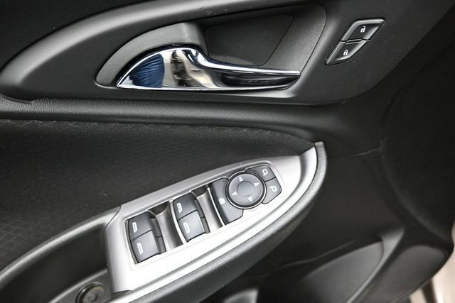 Used 2024 Chevrolet Malibu LT FWD image 19