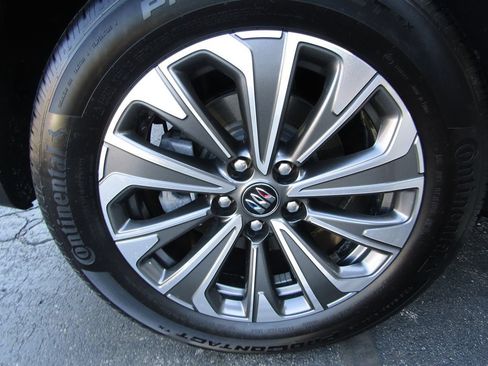 Used 2025 Buick Envision Preferred AWD/4WD image 33