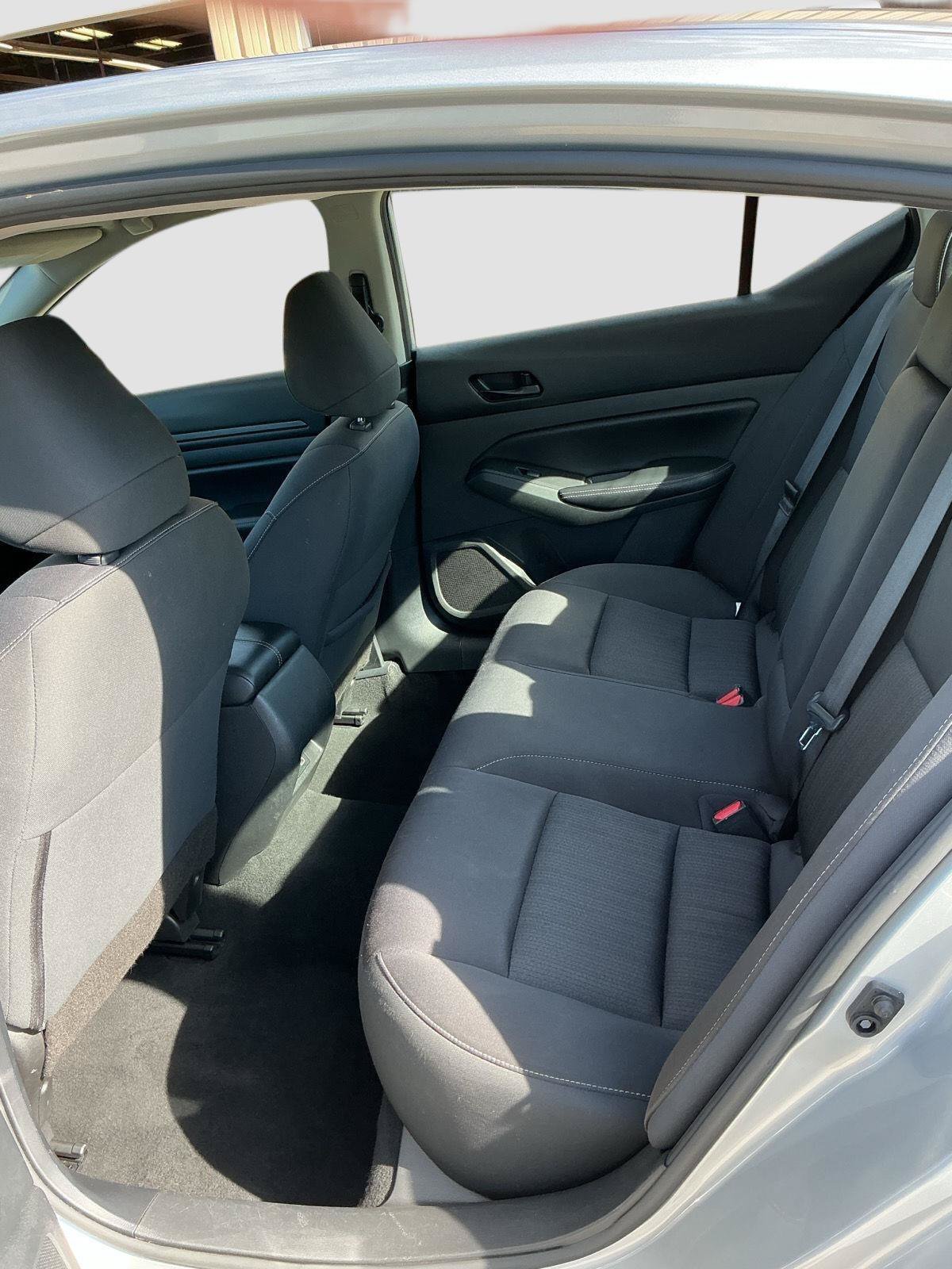Used 2024 Nissan Altima 2.5 SV FWD image 18