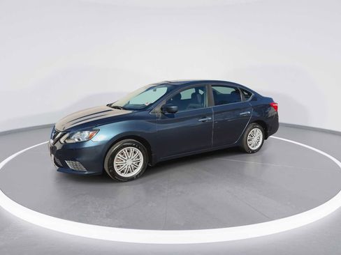 Used 2017 Nissan Sentra SV FWD image 4