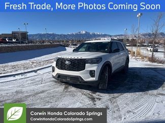 Used 2025 Ford Explorer ST-Line w/ ST-Line Street Pack video 2