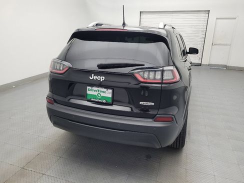 Used 2019 Jeep Cherokee Latitude Plus FWD image 7