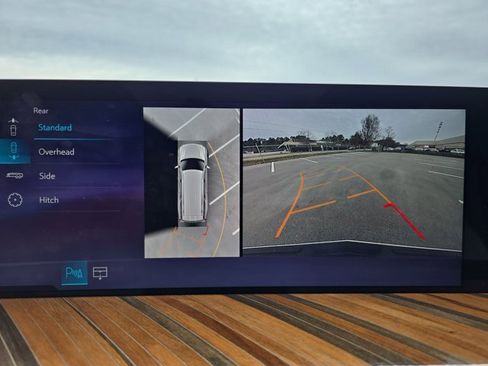 Certified 2025 Cadillac Escalade ESV Sport Platinum image 24