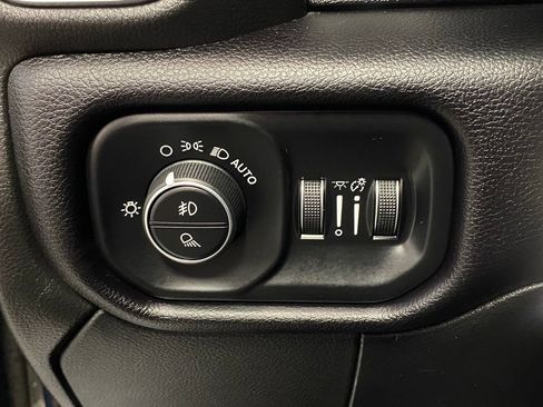 Used 2021 RAM 2500 Laramie AWD/4WD image 18