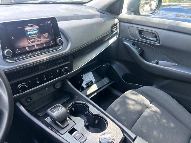 Used 2024 Nissan Rogue S AWD/4WD image 11