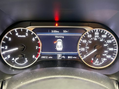 Used 2024 Nissan Sentra SV image 10