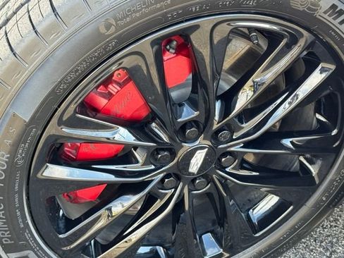 Certified 2023 Cadillac XT5 Sportv w/ Technology Package image 13