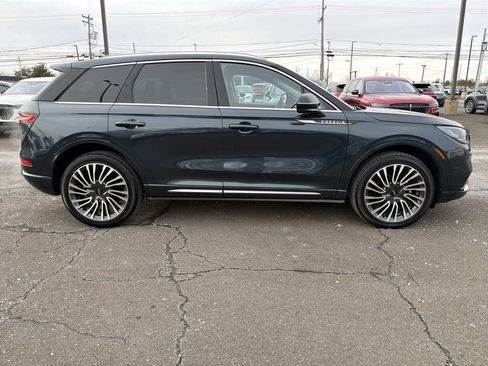 Certified 2022 Lincoln Corsair Reserve w/ Sport Package image 6