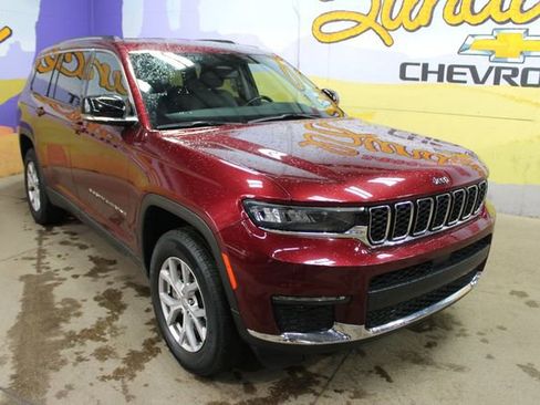 Used 2021 Jeep Grand Cherokee L Limited AWD/4WD image 2
