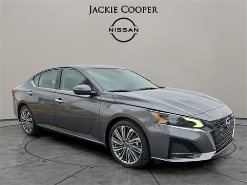 New 2025 Nissan Altima 2.5 SL image 7