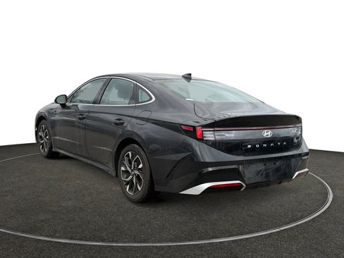 Certified 2025 Hyundai Sonata SEL image 3