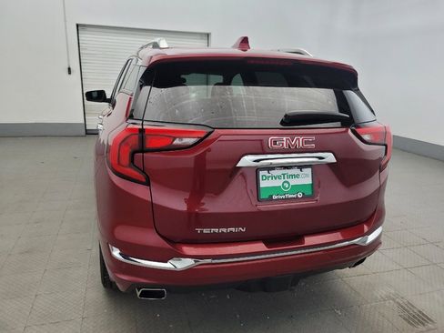 Used 2020 GMC Terrain Denali w/ Denali Premium Package FWD image 6