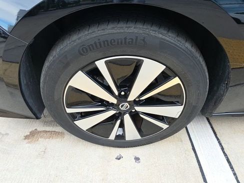 Used 2022 Nissan Altima 2.5 SV AWD/4WD image 10