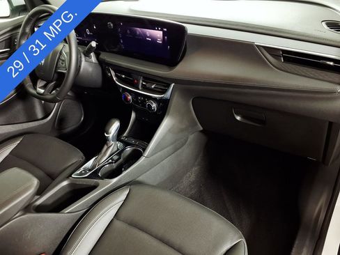 Used 2024 Buick Encore GX Sport Touring image 13