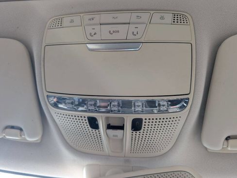 Used 2018 Mercedes-Benz C 300 Sedan image 41