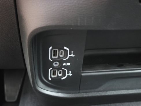 Used 2024 RAM 2500 Laramie w/ Safety Group AWD/4WD image 43