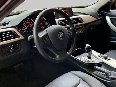 Used 2015 BMW 320i Sedan RWD image 17
