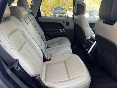 Used 2019 Land Rover Range Rover Sport HSE image 26