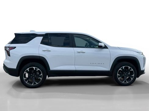 New 2026 Chevrolet Equinox LT FWD image 6