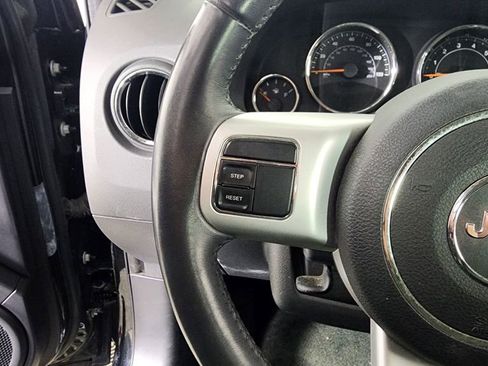 Used 2017 Jeep Compass High Altitude image 15