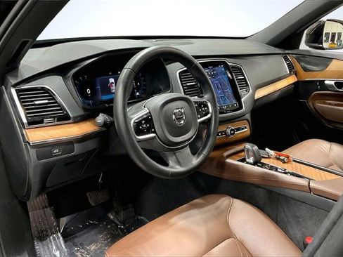 Certified 2024 Volvo XC90 B5 Plus image 15
