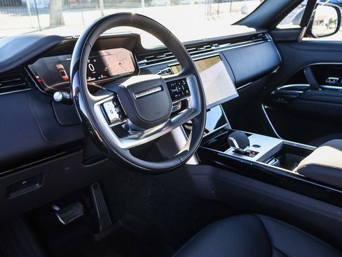 New 2026 Land Rover Range Rover Long Wheelbase SE image 29