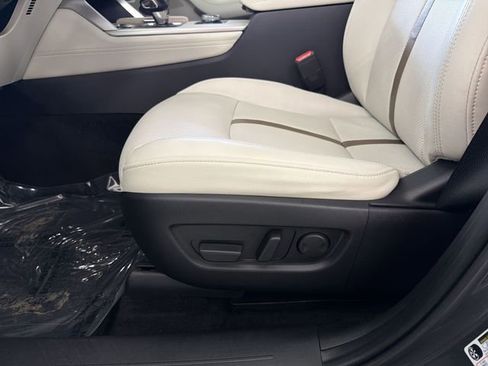 Certified 2024 MAZDA CX-90 Plug-In Hybrid w/ Premium Plus AWD/4WD image 23