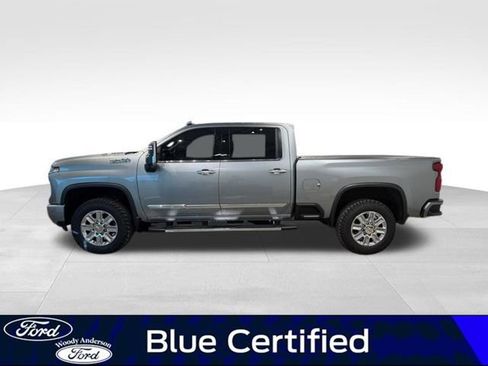 Used 2024 Chevrolet Silverado 2500 High Country w/ High Country Premium Package image 4