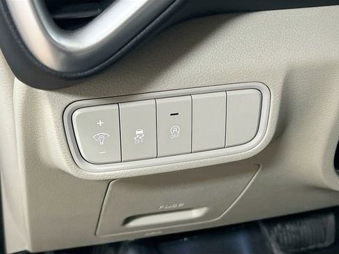 Certified 2025 Kia Soul LX image 10