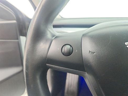 Used 2018 Tesla Model 3 Long Range image 31