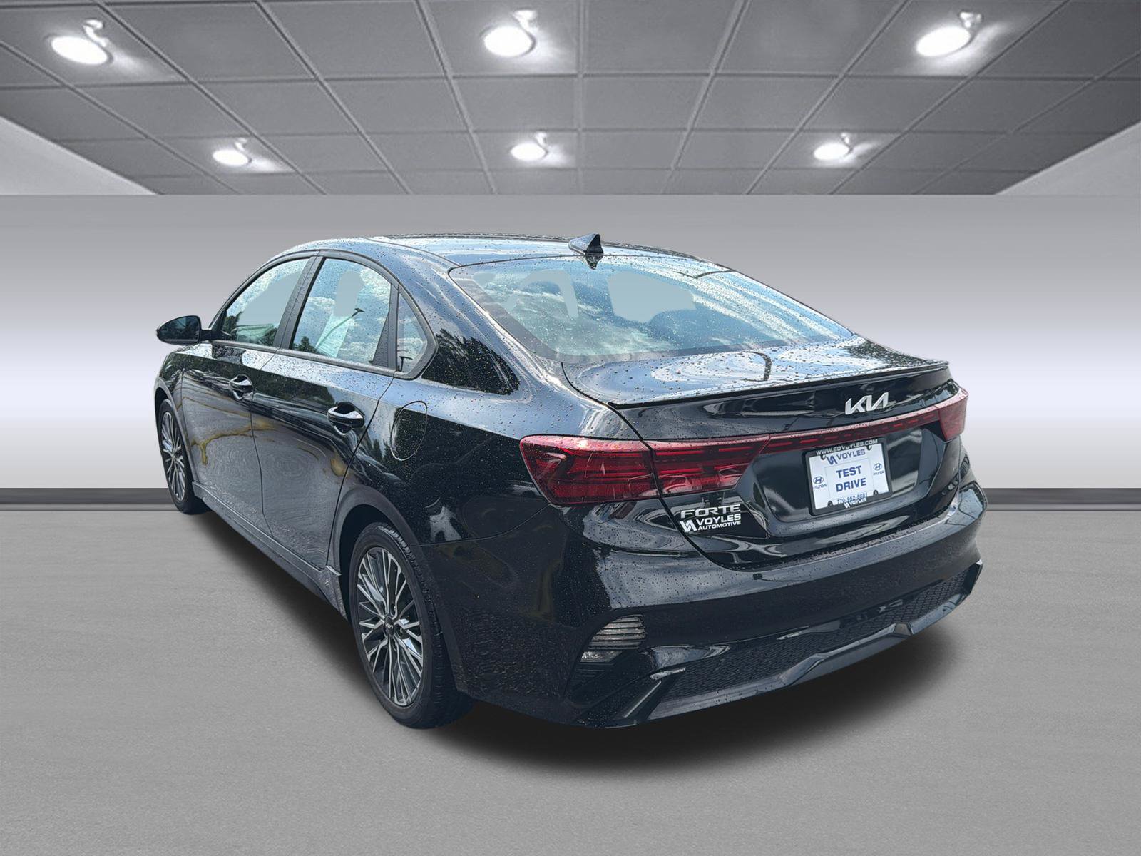 Used 2023 Kia Forte GT-Line FWD image 9