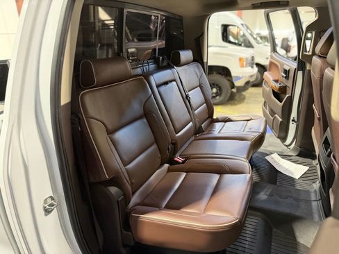 Used 2016 Chevrolet Silverado 3500 High Country w/ Duramax Plus Package image 25