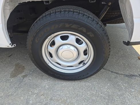 Used 2021 Ford F150 XL w/ Equipment Group 101A High RWD image 26