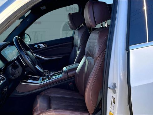 Used 2021 BMW X5 xDrive45e w/ Executive Package image 11