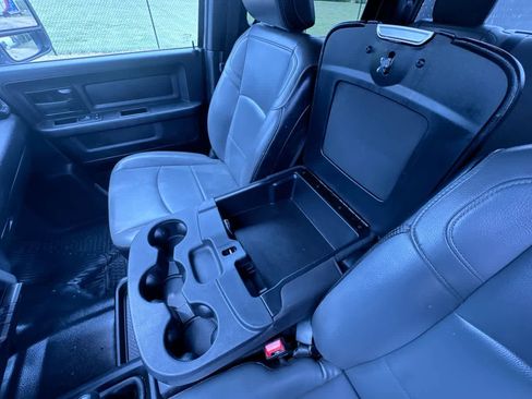 Used 2023 RAM 2500 Tradesman w/ Chrome Appearance Group AWD/4WD image 27