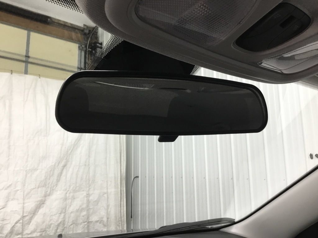 Used 2019 Jeep Cherokee Latitude Plus w/ Cold Weather Group AWD/4WD image 19