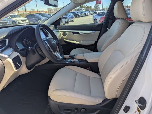 Used 2019 INFINITI QX50 Luxe w/ Cargo Package image 20