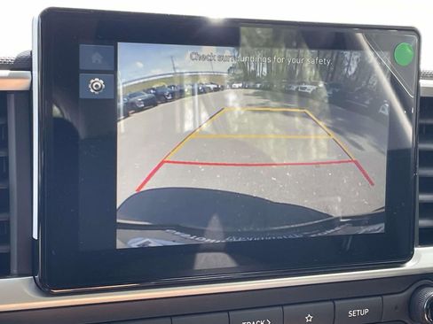 New 2026 Hyundai Venue SE FWD image 24