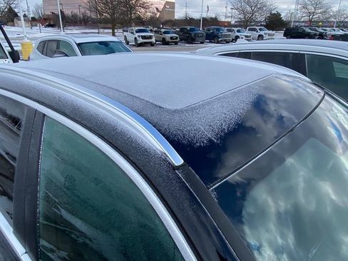 Used 2024 BMW X3 xDrive30i image 3