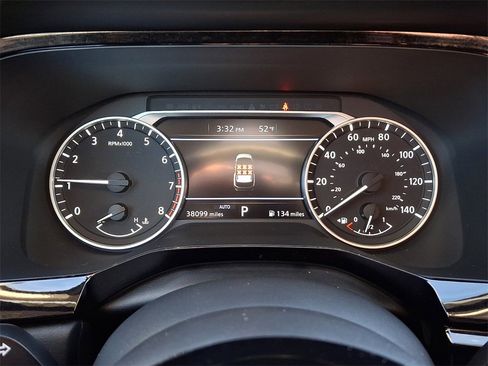 Used 2022 Nissan Pathfinder S image 20