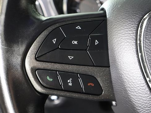 Used 2023 Dodge Challenger SXT image 35