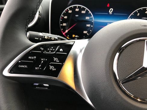 New 2025 Mercedes-Benz GLC 300 GLC 300 image 21