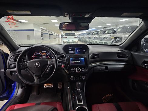 Used 2019 Acura ILX Premium and A-SPEC Packages image 9