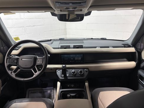 Used 2024 Land Rover Defender 110 X-Dynamic SE AWD/4WD image 35
