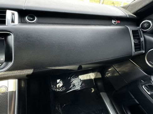 Used 2017 Land Rover Range Rover Sport SVR AWD/4WD image 36